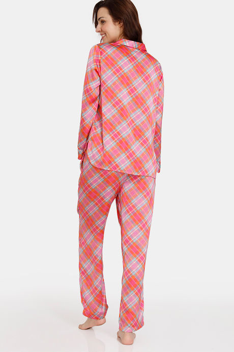 Zivame Modern Love Woven Pyjama Set - Fuchsia Fedora — image 3